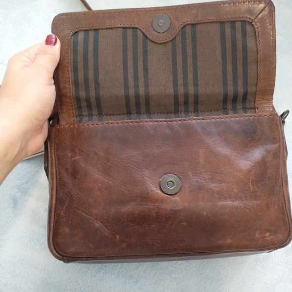 Frye Melissa Camera Crossbody Bag Cognac. RARE to find - Picture 10 of 16